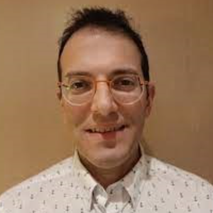 Combining SiN MMI waveguides based on slot waveguide technology Dror Malka, Speaker