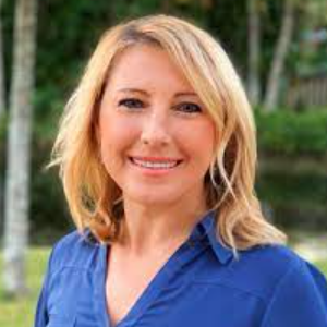 Julia Canipe, Speaker