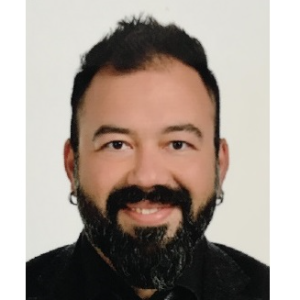 Nutrition and genetics as key determinants of phenotypic variation and molecular evolution Sena Ardicli, Speaker